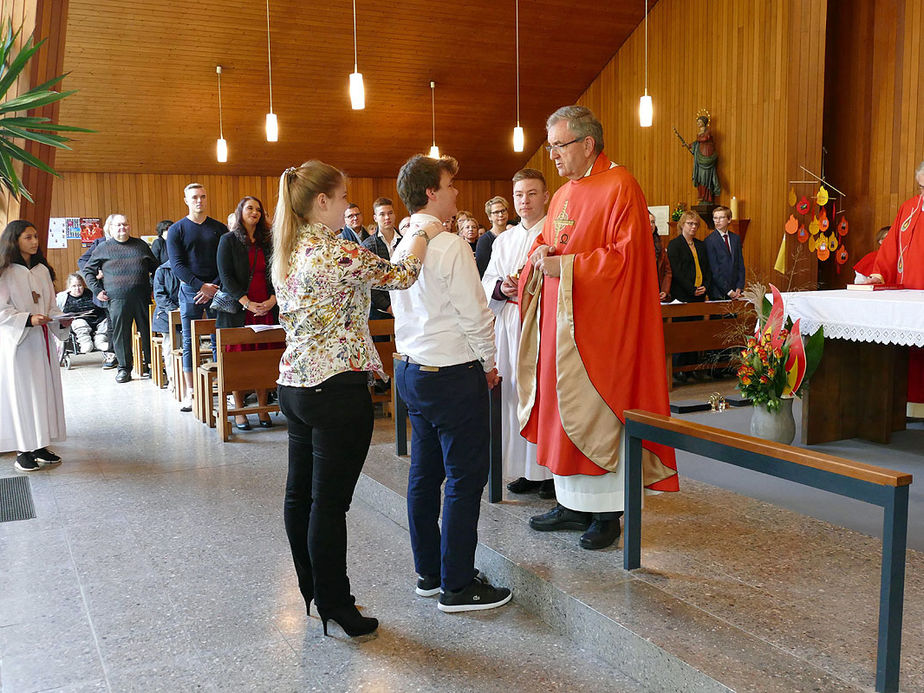 Firmung 2019 in Naumburg (Foto: Karl-Franz Thiede)